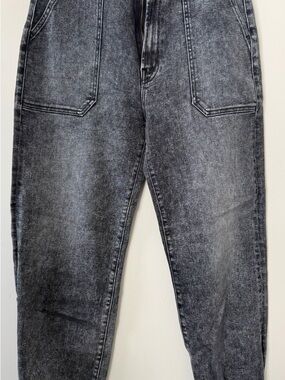 BNWOT MOTHER  Black Charcoal Jogger Utility Jeans 8 10 29-30